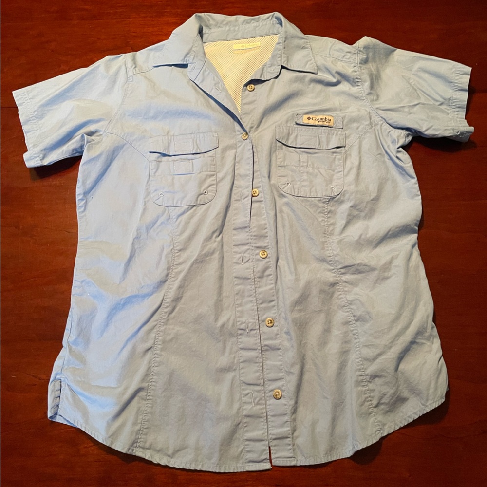 Women’s Columbia quick dry fishing shirt